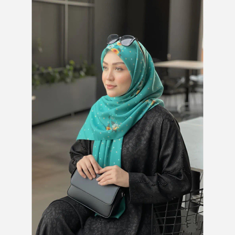 روسری مجلسی طرح پونه تیره نخ کاستوم قواره بزرگ زنانه 140x140