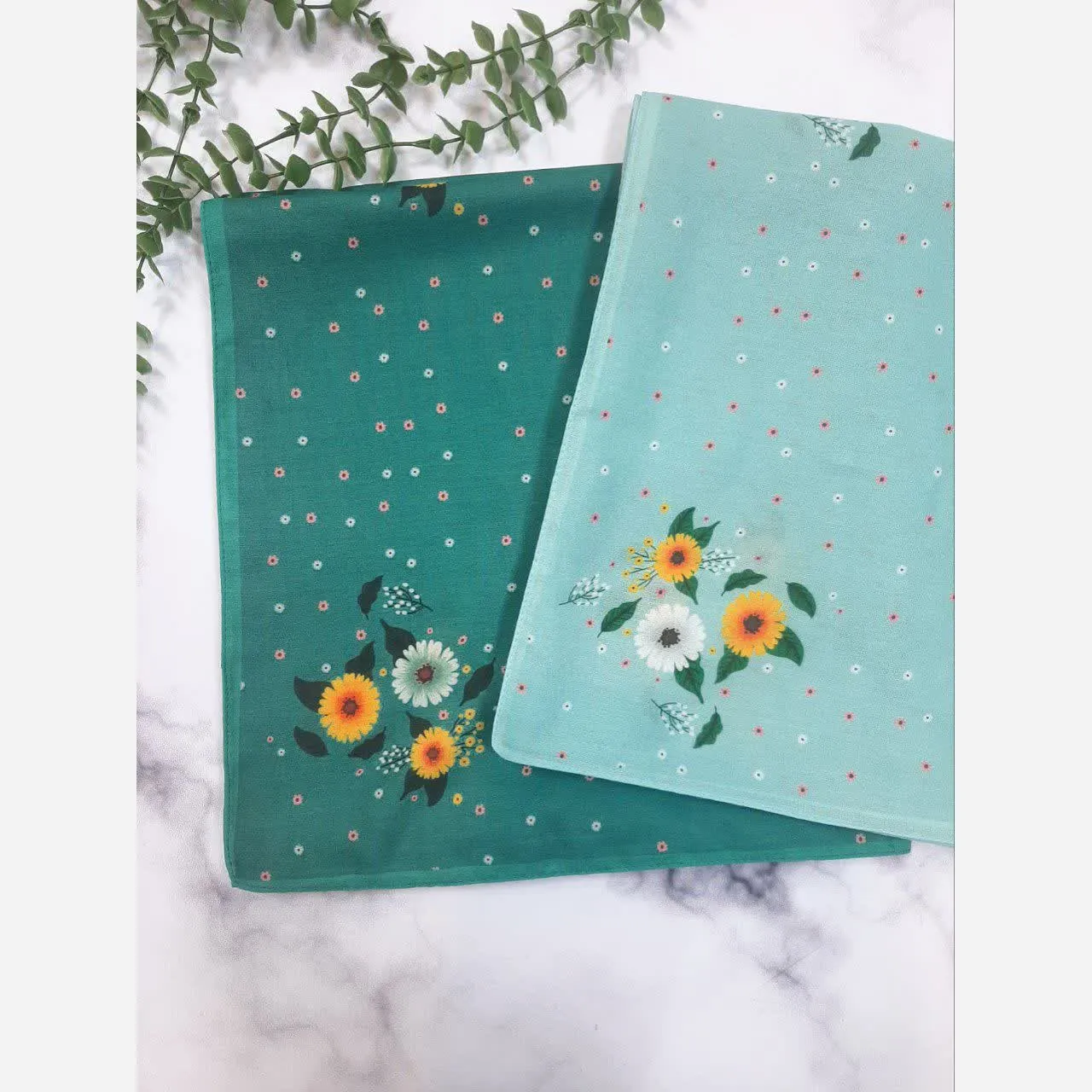 روسری مجلسی طرح پونه تیره نخ کاستوم قواره بزرگ زنانه 140x140