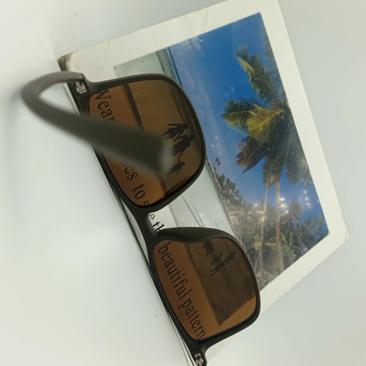 عینک آفتابی پلیس POLICE کد 2003 پلاریزه TR نشکن UV400 مناسب آقایان و بانوان