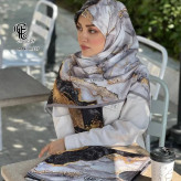 روسری نخی کاستوم طرح رزین مشکی طلایی قواره 140