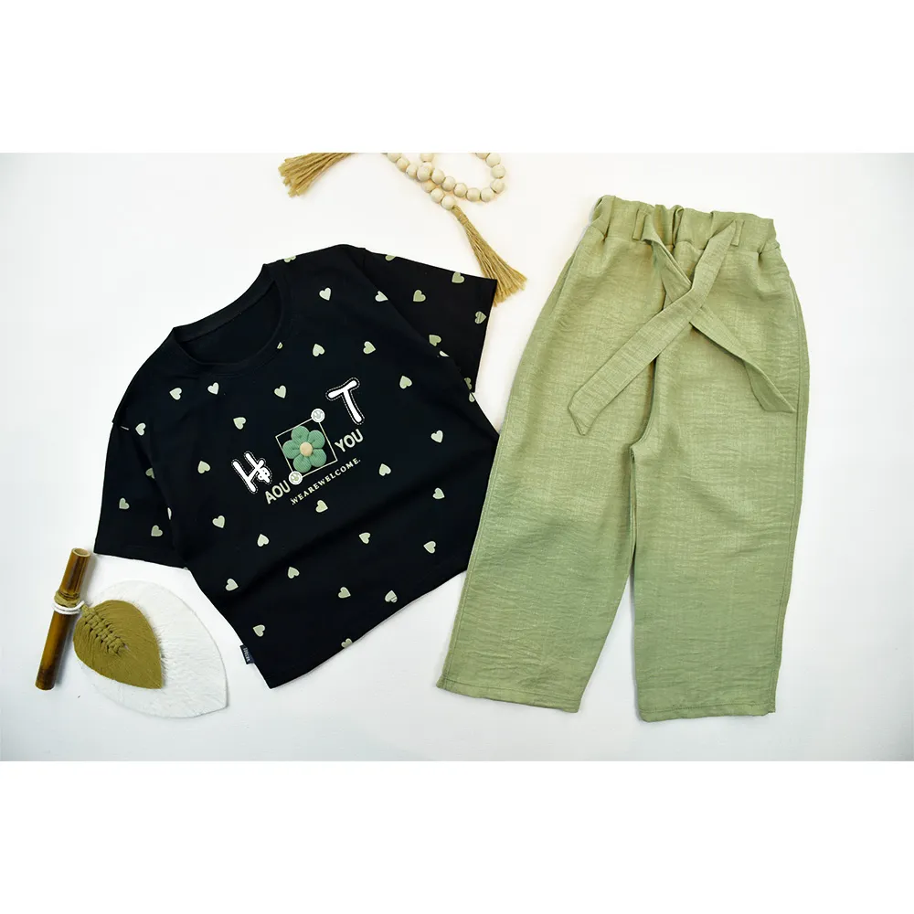 ست تیشرت و شلوار بگ دخترانه طرح قلبی مشکی