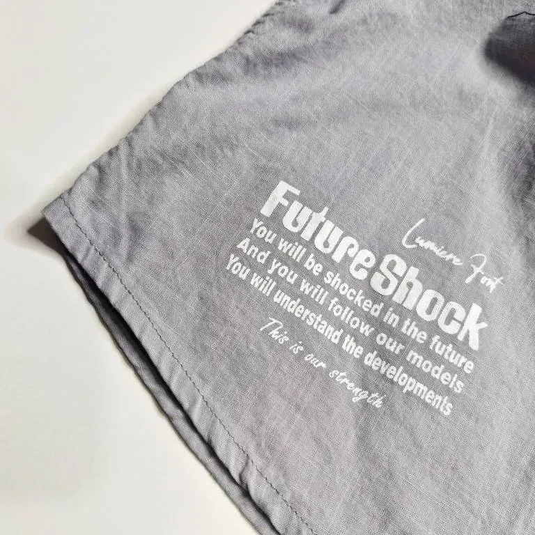 بلوز لینن اسپرت یقه فرنچ طرح future مناسب دختر و پسر 7 تا 12 سال