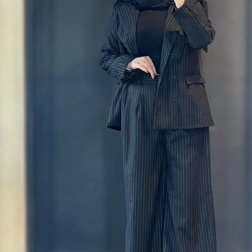 کت شلوار زنانه مدل آرون جنس دیپلمات پرشیا رنگ بندی متنوع سایز 1 و 2
