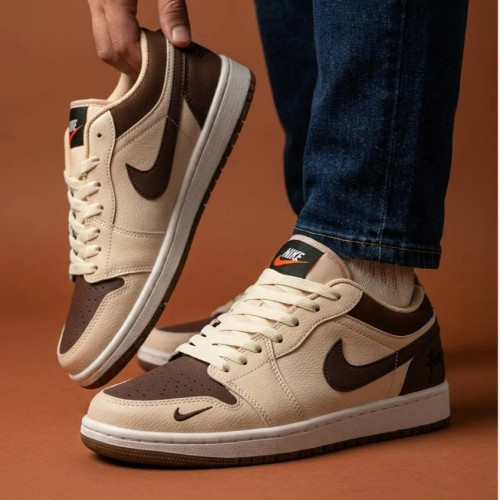 کفش نایک تراویس مردانه کرم قهوه ای