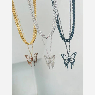 گردنبند دخترانه دو لاین مدل پروانه نقره ای استیل رنگ ثابت