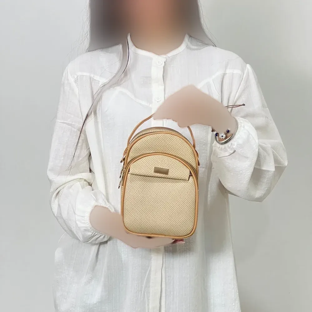 کیف ایستاده زنانه مدل 1141 بند دستی دوشی چرم شرانگ یراق ضد زنگ