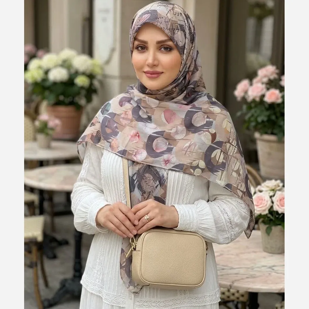 روسری نخ کاستوم سیتو طرح رِسپینا قواره بزرگ 140 سانتیمتر دور دست دوز