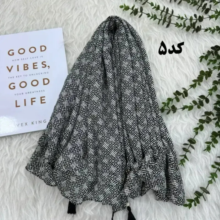 شال نخی برشکا طرحدار طرح جیوانچی قواره 200 در 85 سانت مناسب روزمره